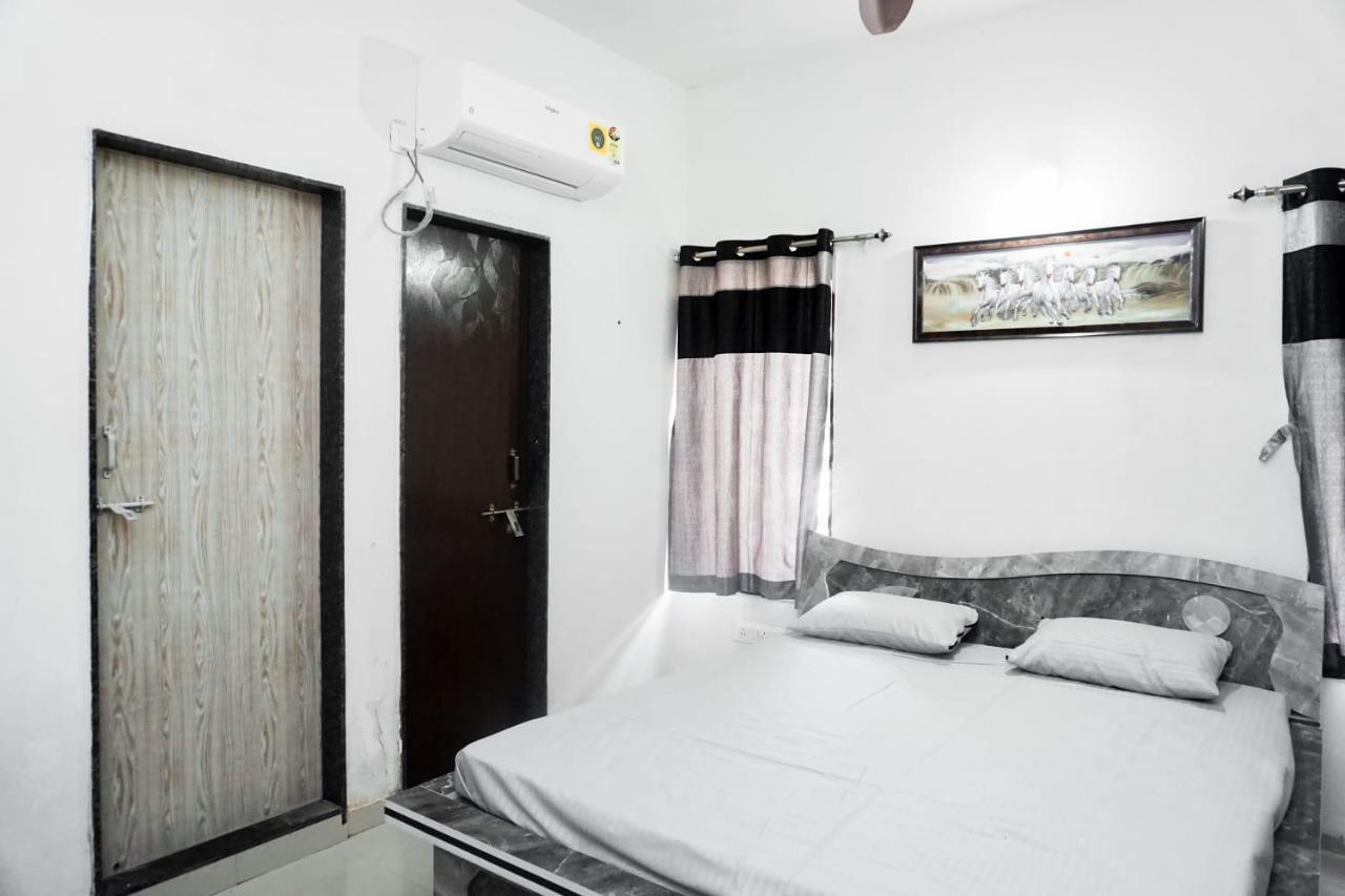Mahadev Premium Homestay Garudeshwar Exterior photo