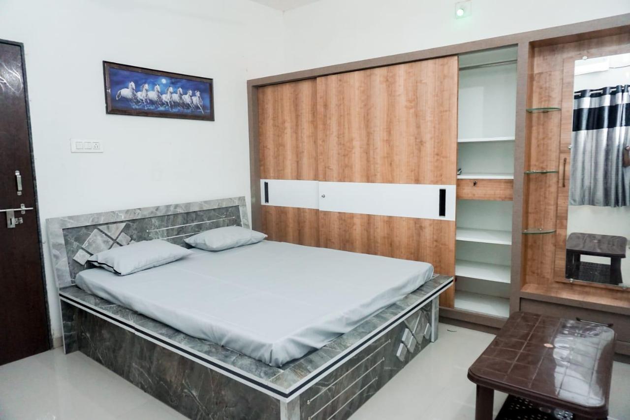 Mahadev Premium Homestay Garudeshwar Exterior photo